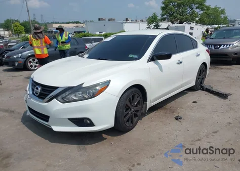 2017 Nissan Altima 2.5 Sr из США, поврежденный, VIN 1N4AL3AP1HC494166